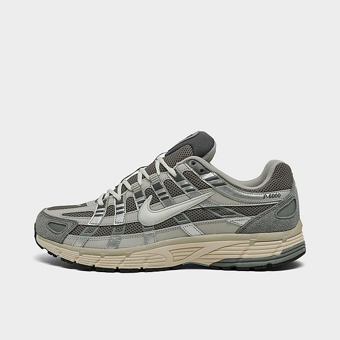 เทรนด์ Sneakers